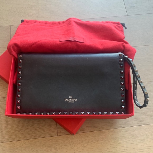 Valentino Handbags - Valentino Medium Rockstud Clutch